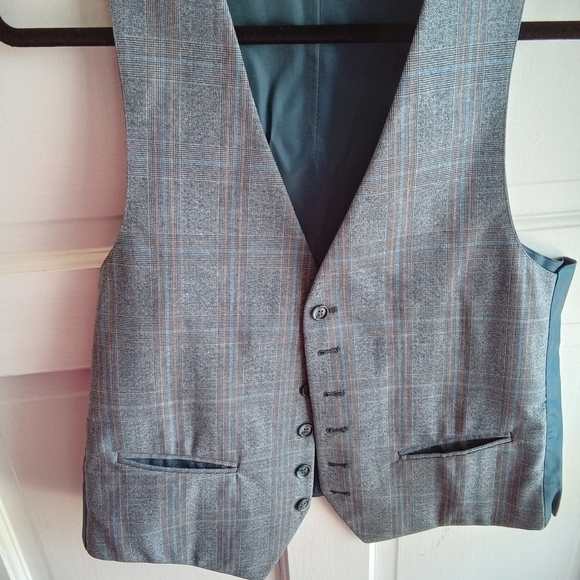 Gray And Blue Plaid Men's Vest size M (no tag) - Picture 1 of 6